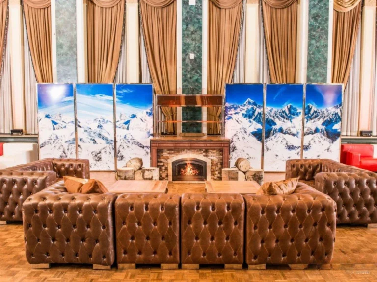 Rustic but luxurious interior decor with modular furniture rentals by Luxe Modern Rentals Toronto