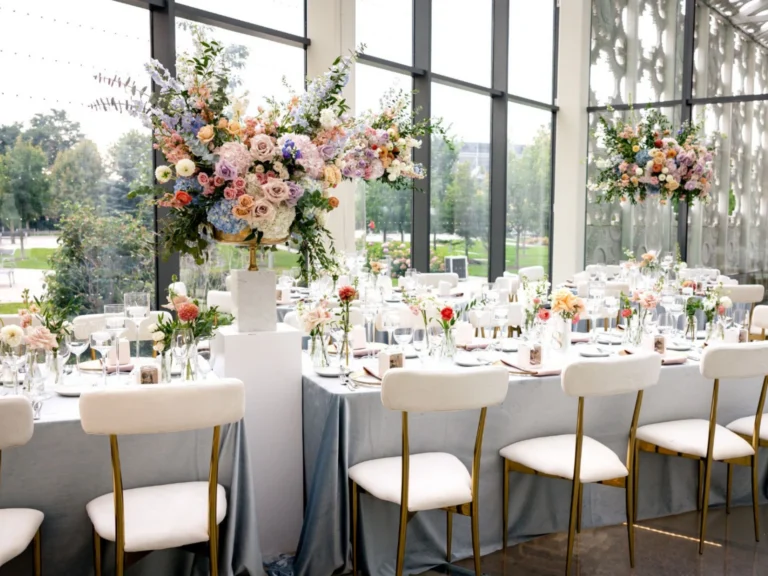 Luxury wedding reception dining area with furniture rentals by Luxe Modern Rentals Toronto